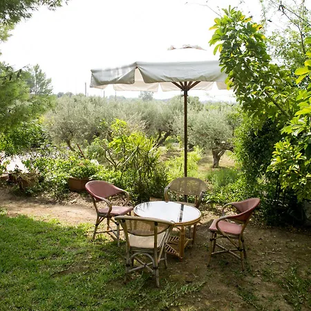 Almyros & Апартаменты