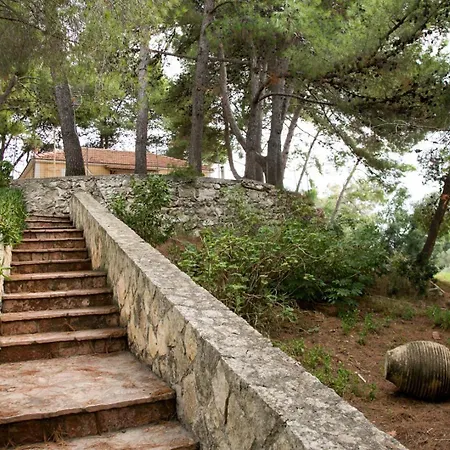 Almyros & Κουνόπετρα