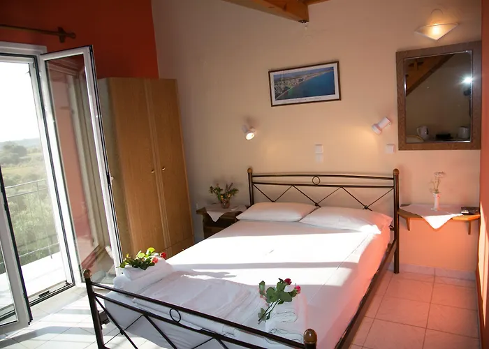 Almyros & Apartamento *