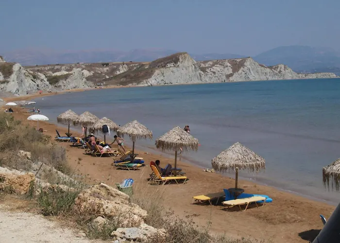 Almyros & Apartamento *