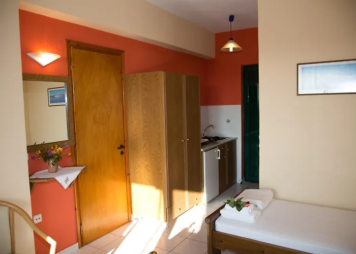 Apartmán Almyros & *